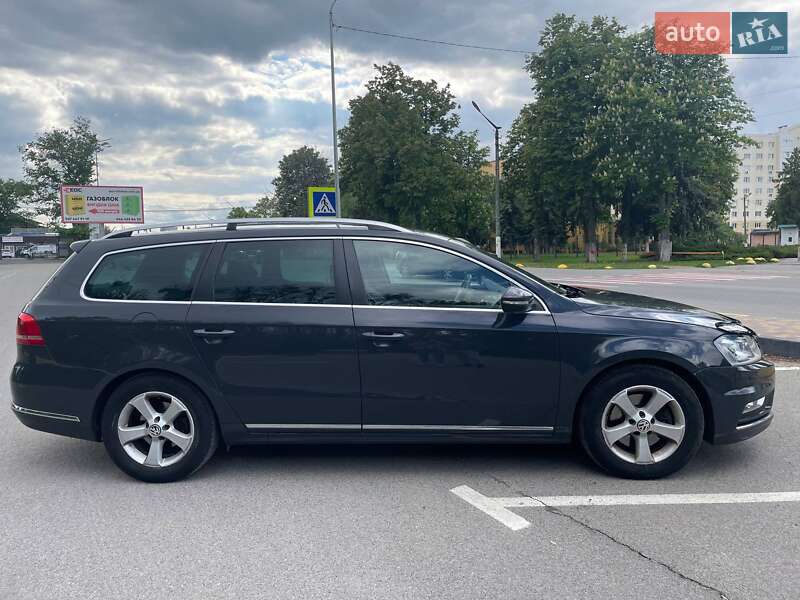 Універсал Volkswagen Passat 2013 в Києві