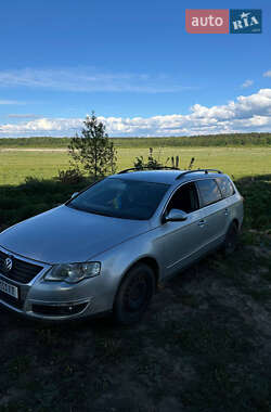 Универсал Volkswagen Passat 2008 в Костополе