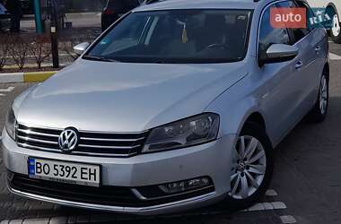 Универсал Volkswagen Passat 2012 в Коростене