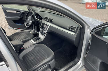 Універсал Volkswagen Passat 2011 в 