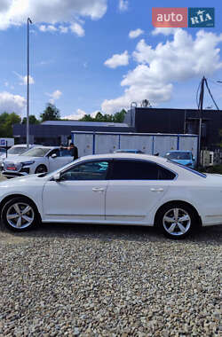Седан Volkswagen Passat 2013 в 