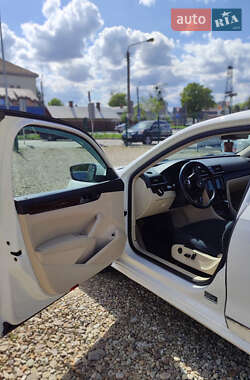 Седан Volkswagen Passat 2013 в 