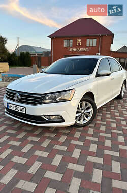 Седан Volkswagen Passat 2018 в 