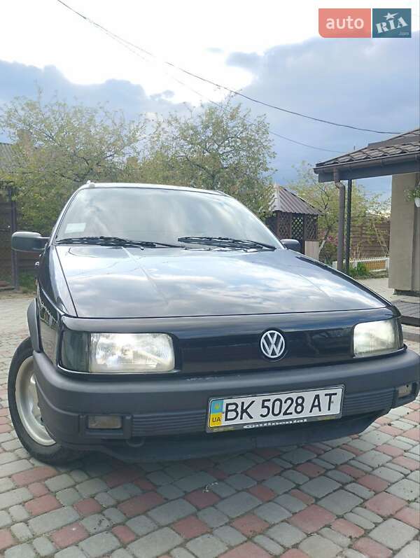 Volkswagen Passat 1992