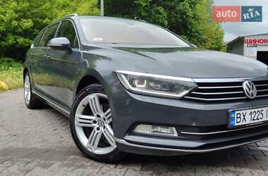 Универсал Volkswagen Passat 2015 в Староконстантинове