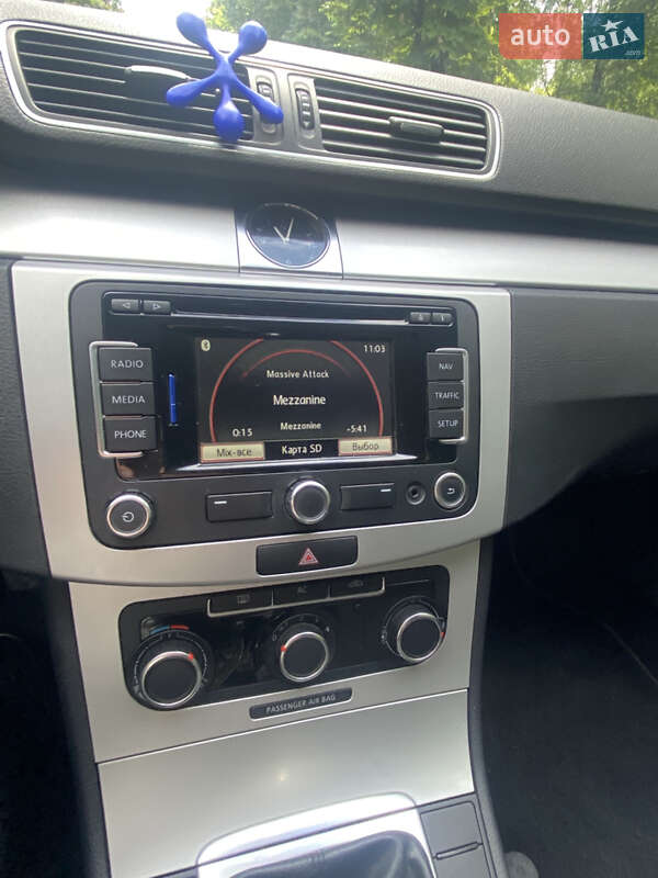 Универсал Volkswagen Passat 2012 в Мукачево