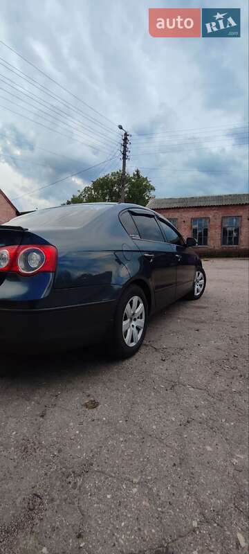 Седан Volkswagen Passat 2006 в Чернигове