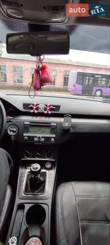 Седан Volkswagen Passat 2006 в Чернигове