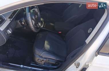 Седан Volkswagen Passat 2012 в 