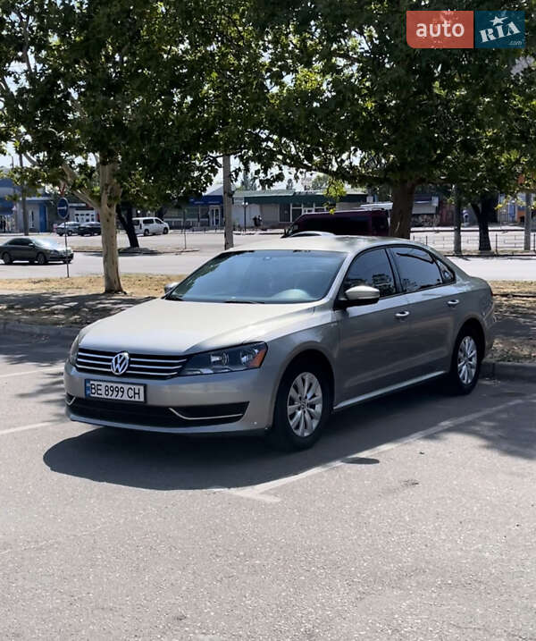 Volkswagen Passat 2013