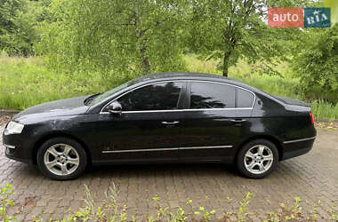 Седан Volkswagen Passat 2007 в Мостиській