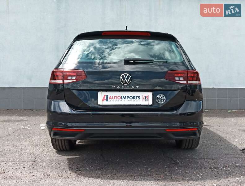 Универсал Volkswagen Passat 2021 в Киеве