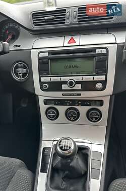 Универсал Volkswagen Passat 2008 в 