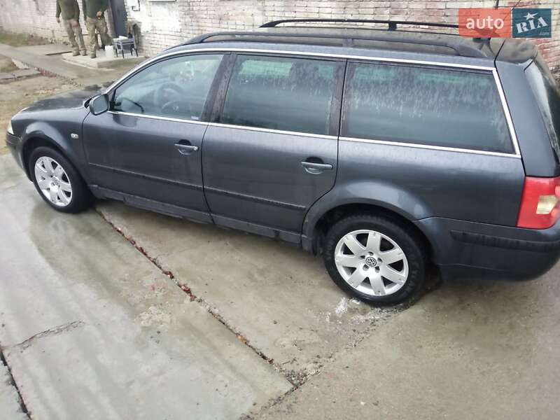 Универсал Volkswagen Passat 2001 в Львове