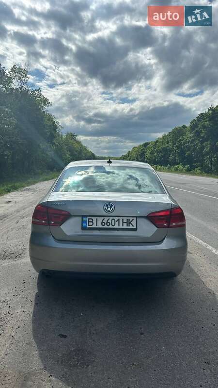 Седан Volkswagen Passat 2013 в Харькове