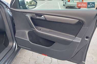 Универсал Volkswagen Passat 2014 в Одессе