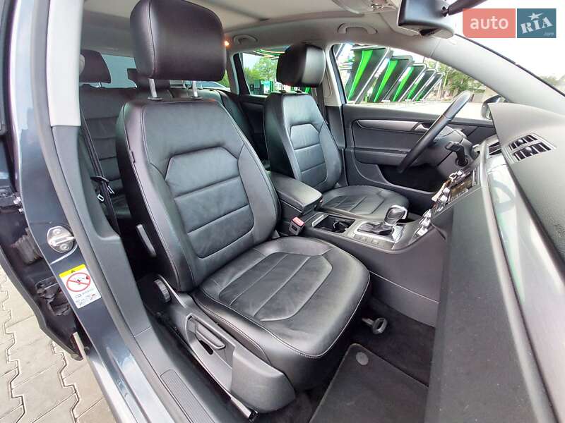 Универсал Volkswagen Passat 2014 в Одессе