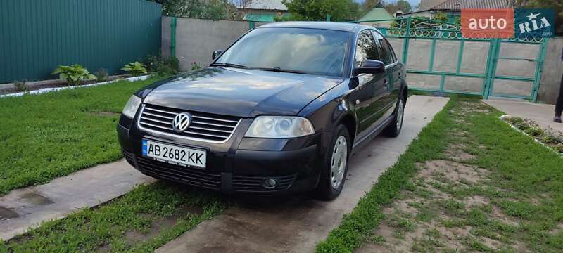 Седан Volkswagen Passat 2003 в Бершади