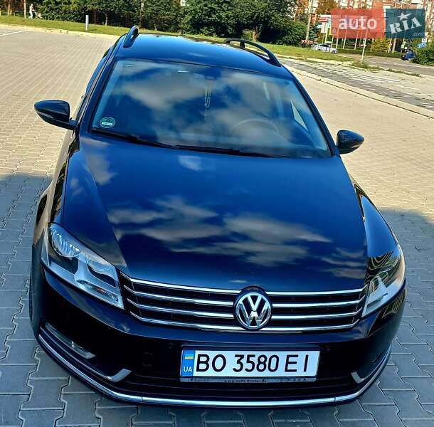 Універсал Volkswagen Passat 2014 в Тернополі