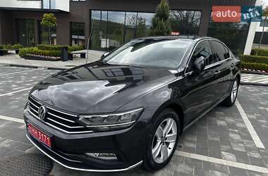 Седан Volkswagen Passat 2020 в 