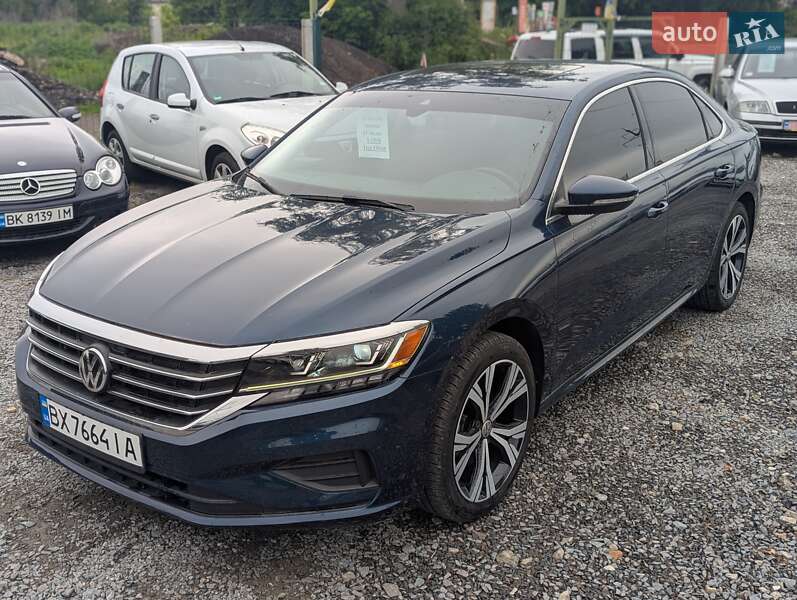 Седан Volkswagen Passat 2021 в Ровно