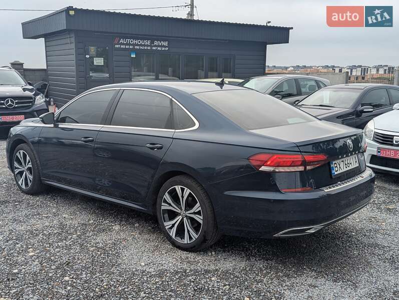 Седан Volkswagen Passat 2021 в Ровно