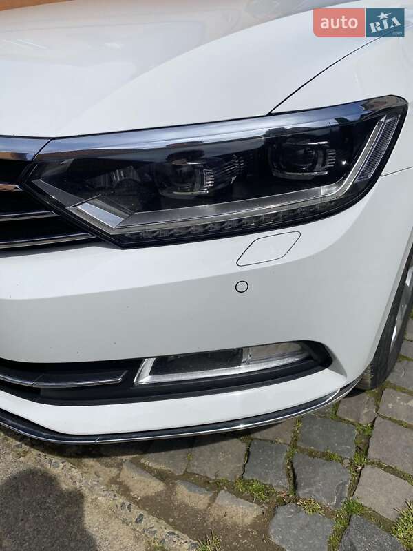 Универсал Volkswagen Passat 2018 в Мукачево