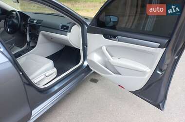 Седан Volkswagen Passat 2015 в 