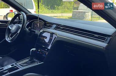 Седан Volkswagen Passat 2021 в 