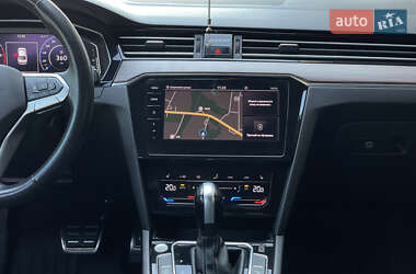 Седан Volkswagen Passat 2021 в 