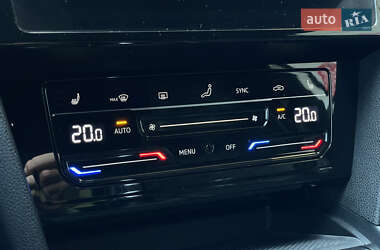 Седан Volkswagen Passat 2021 в 