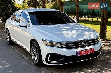 Седан Volkswagen Passat 2020 в 