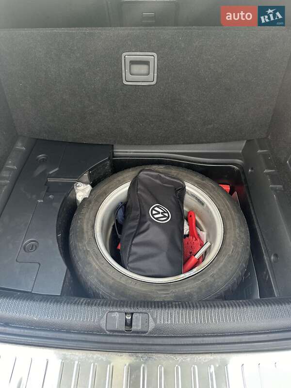 Универсал Volkswagen Passat 2009 в Черновцах