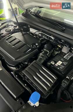 Универсал Volkswagen Passat 2019 в 