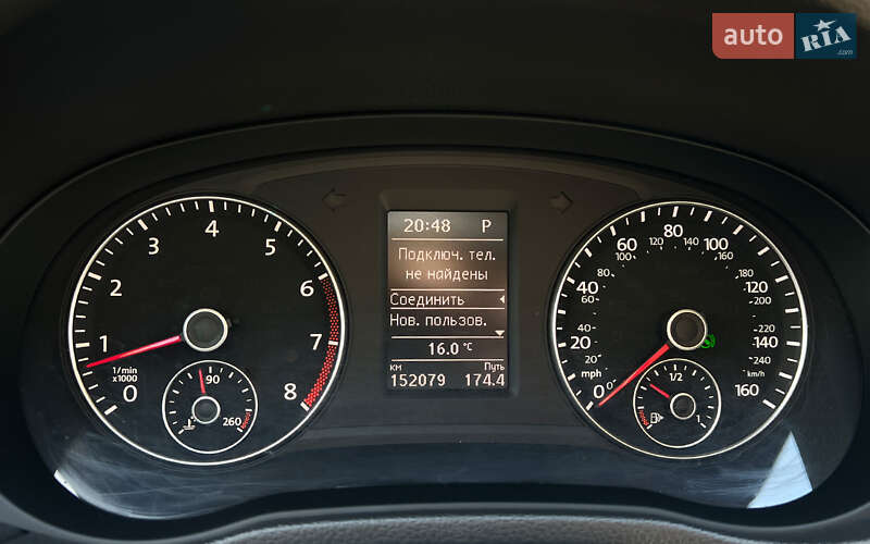 Седан Volkswagen Passat 2013 в Львові