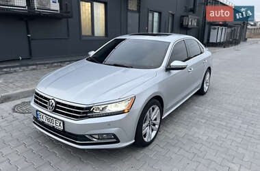 Седан Volkswagen Passat 2017 в Хмельницькому