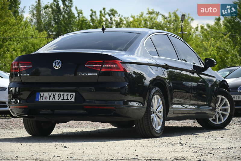 Седан Volkswagen Passat 2017 в Бердичеве