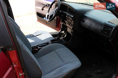 Седан Volkswagen Passat 1989 в 
