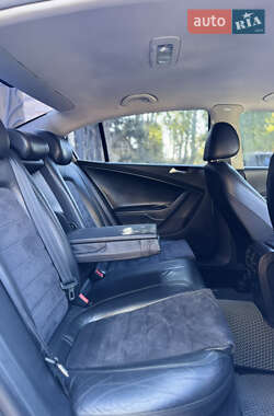 Седан Volkswagen Passat 2010 в 