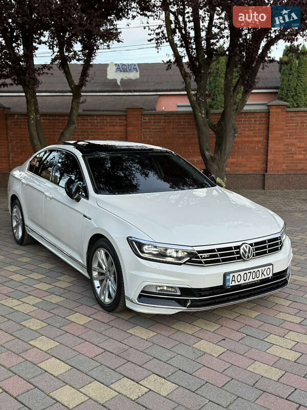 Седан Volkswagen Passat 2016 в Мукачево