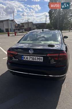 Седан Volkswagen Passat 2017 в 