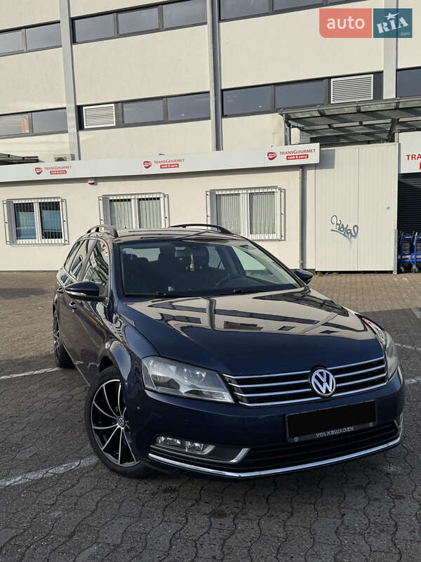 Volkswagen Passat 2011