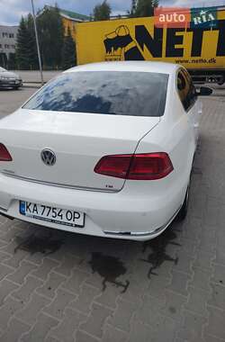 Седан Volkswagen Passat 2011 в 