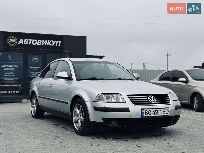 Седан Volkswagen Passat 2004 в 