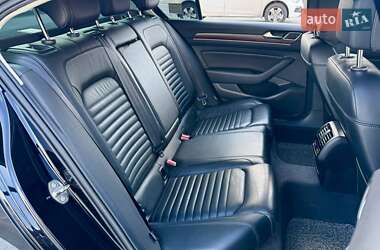 Седан Volkswagen Passat 2018 в 