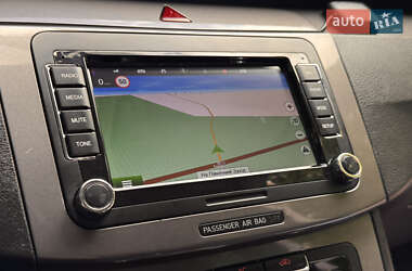 Универсал Volkswagen Passat 2010 в 