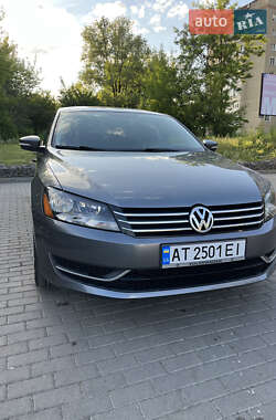 Седан Volkswagen Passat 2014 в Івано-Франківську