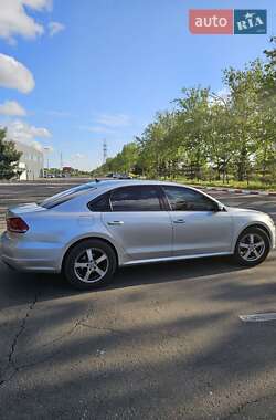 Седан Volkswagen Passat 2014 в 