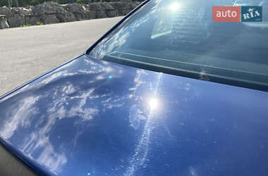 Седан Volkswagen Passat 2005 в 