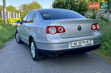 Седан Volkswagen Passat 2008 в 